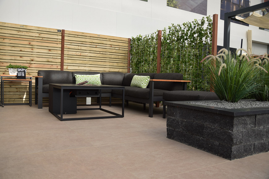 Natuursteen Basalt vijverranden 3x15x100 cm Geslepen**