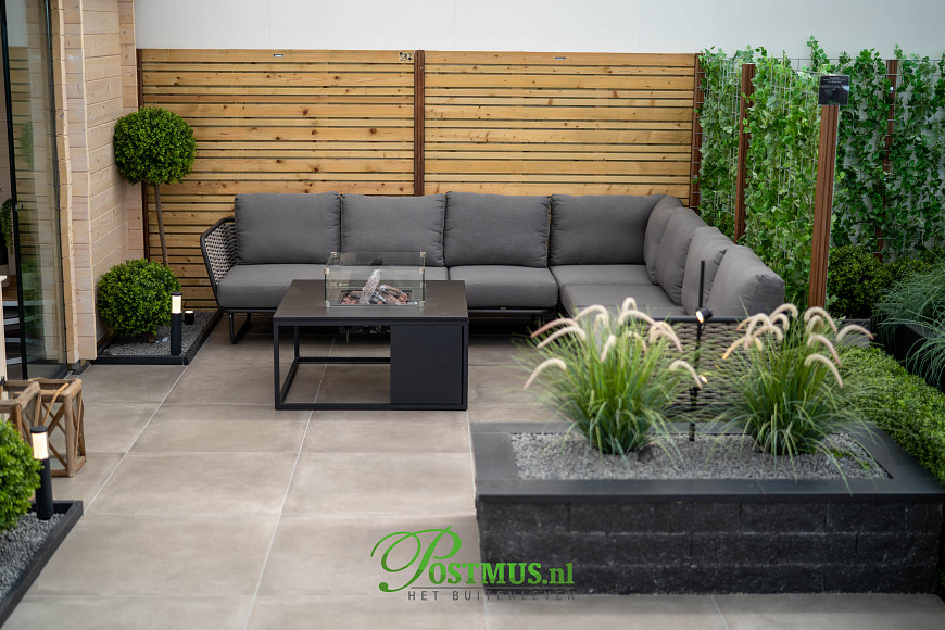 Natuursteen Basalt vijverranden 3x15x100 cm Geslepen**