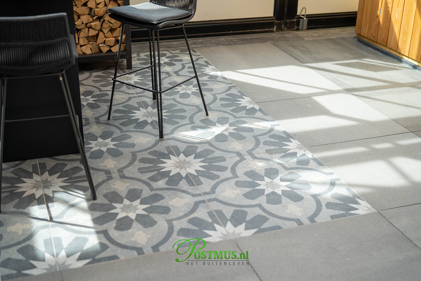 GeoCeramica® 80x80x4 Elios Decoro Tulipani*